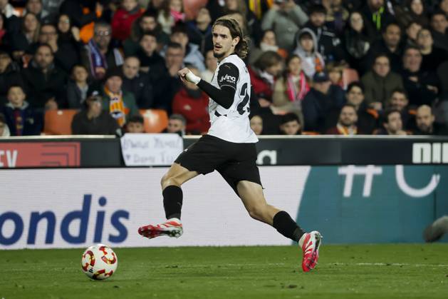 Valencia CF v FC Barcelona, Barca - Copa del Rey VALENCIA, SPAIN - FEBRUARY 6: LEWANDOWSKI warm up before Spanish King Cup match between Valencia CF and FC Barcelona at Mestalla Stadium. in Valencia, Spain on February 6, 2025 Spain World. Editorial use only. Please get in touch for any other usage. Copyright: x2025xAnadoluxJosexMiguelxFernandezxDexVelascox