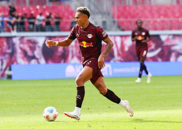 RB Leipzig - Bergamo Testspiel Leipzig, 02.08.2025, Red Bull Arena, Fußball, Testspiel , RB Leipzig (DEU) vs. Atalanta Bergamo (ITA) 1:2 (1:0) , Im Bild: Antonio Nusa (7, RB Leipzig) ,