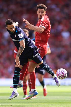 Football - Pre-Season Friendly - Liverpool v Athletic Bilbao 4th August 2025 - Pre-Season Friendly - Liverpool v Athletic Bilbao - Alex Berenguer of Athletic Bilbao battles with Curtis Jones of Liverpool - Photo: Simon Stacpoole Offside. Liverpool UK Copyright: xSimonxStacpoolexOffside