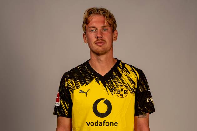 Borussia Dortmund; 1. BL, Porträttermin 2025 2026 Borussia Dortmund; 1. BL, Porträttermin 2025 2026 Julian Brandt; Borussia Dortmund; 1. BL, Porträttermin 2025 2026 Foto: Borussia Dortmund Hendrik Deckers via Revierfoto Dortmund Trainingsgelände Hohenbuschei Nordrhein-Westfalen Deutschland