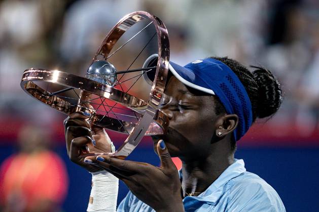 Victoria Mboko ( Canada ) apres son premier sacre de sa carriere au tournoi WTA, Tennis Damen Masters 1000 de MontrÃ al au court central IGA face Ã Naomi Osaka ( Japon ). TENNIS WTA 1000 NATIONAL BANK OPEN 2025 FINALE MBOKO OSAKA IGA STADIUM MONTREAL CANADA 07 08 2025 Montassar Yazidi PRESSE SPORTS MONTREAL IGA STADIUM Canada GermanyxJapanxUKxFrancexBelgiumxOUT Copyright: xMontassarxYazidi PRESSExSPORTSx