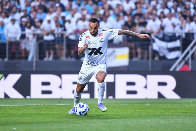 Santos FC x Vasco da Gama SaO PAULO, SP - 17.08.2025: SANTOS FC X VASCO DA GAMA - Guilherme do Santos during the match between Santos FC x Vasco da Gama, valid for the twentieth round of the 2025 Brazilian Football Championship, this Sunday, (17) at Morumbis, SP. (Photo: Roberto Casimiro Fotoarena) x2789160x  RobertoxCasimiro