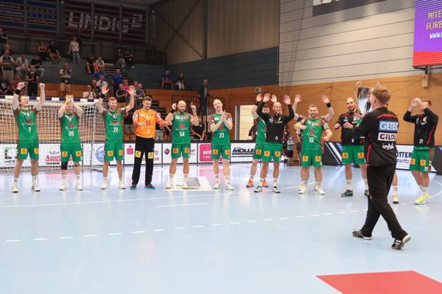 17.08.2025, xgox, Handball - Wartburg Cup SC Magdeburg - Skanderborg Handbold emspor, v.l. Magdeburg Jubel ueber den Sieg, Jubel nach Spielende Eisenach