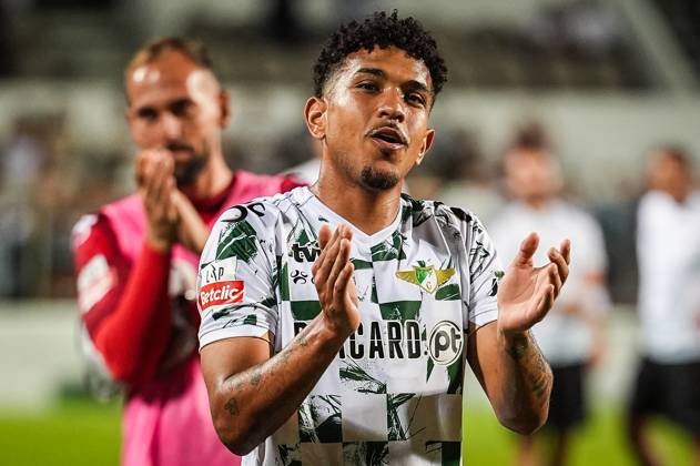 August 10, 2025, Moreira De Conegos, Portugal, Portugal: Yan LINCON FARIAS DE SOUSA of Moreirense FC during the Liga Portugal Betlic match between Moreirense FC and FC Alverca at Estadio Comendador Joaquim de Almeida Freitas on August 10, 2025 in Moreira de Conegos, Portugal. Moreira De Conegos Portugal - ZUMAm308 20250810_zsp_m308_024 Copyright: xMatthieuxMirvillex