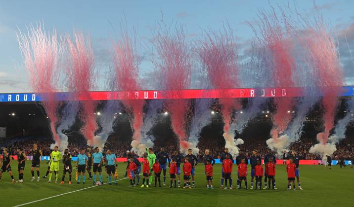. - Crystal Palace v Fredrikstad FK, UEFA Europa Conference League Play Off, 1st Leg, Selhurst Park Stadium, Croydon, England. - 21st August 2025. (C) Daniel Weir Crystal Pix Crystal Palace & Fredrikstad players walk out on to the Selhurst Park pitch. - Crystal Palace v Fredrikstad FK, UEFA Europa Conference League Play Off, 1st Leg, Selhurst Park Stadium, Croydon, England. - 21st August 2025. (C) Daniel Weir Crystal Pix Croydon Selhurst Park Stadium United Kingdom Copyright: xDanielxWeirx CP_Crystal_Palace_Fredrikstad_05