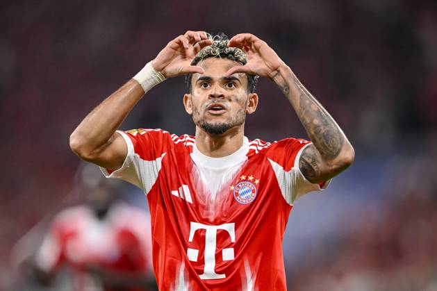 Sport Bilder des Tages Luis Diaz (Bayern Muenchen) Torjubel, jubelt nach seinem treffer zum 2:0 waehrend des spiels der Bundesliga zwischen FC Bayern München und RB Leipzig, Allianz Arena am 22. August 2025 in München, Deutschland. (Foto von Harry Langer DeFodi Images) +++ Luis Diaz (Bayern Muenchen) celebrates after scoring his team s second goal during the Bundesliga match between FC Bayern München and RB Leipzig at Allianz Arena on August 22, 2025 in München, Germany. (Photo by Harry Langer DeFodi Images) DFL regulations prohibit any use of photographs as image sequences and or quasi-video. (Photo by Harry Langer DeFodi Images) DFL regulations prohibit any use of photographs as image sequences and or quasi-video.