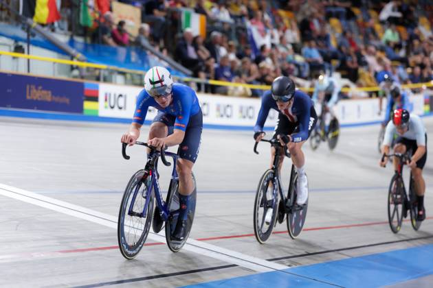 2025 UCI Junior Track World Championships Picture by Alex Whitehead SWpix.com - 23 08 2025 - Cycling - 2025 UCI Junior Track World Championships - Omnisport, Apeldoorn, Netherlands - Men Omnium Points Race - Jacopo Vendramin (Italy) Copyright: x xSWpix.comx(t axPhotographyxHubxLtd)xAlexxWhitehead SWpix.comx SWP-3030-1043