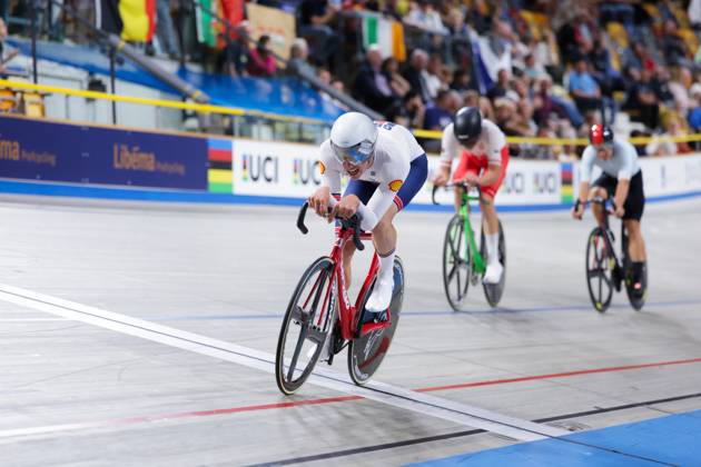 2025 UCI Junior Track World Championships Picture by Alex Whitehead SWpix.com - 23 08 2025 - Cycling - 2025 UCI Junior Track World Championships - Omnisport, Apeldoorn, Netherlands - Men Omnium Points Race - Henry Hobbs (Great Britain) Copyright: x xSWpix.comx(t axPhotographyxHubxLtd)xAlexxWhitehead SWpix.comx SWP-3030-1044