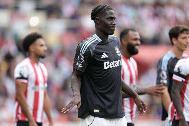 Premier League Brentford v Aston Villa Amadou Onana of Aston Villa during the Premier League match Brentford vs Aston Villa at The Gtech Community Stadium, London, United Kingdom, 23rd August 2025 (Photo by Harvey Murphy News Images) Copyright: xHarveyxMurphy NewsxImagesx