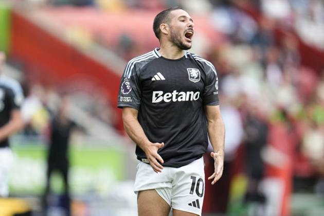 Premier League Brentford v Aston Villa Emiliano Buendia of Aston Villa during the Premier League match Brentford vs Aston Villa at The Gtech Community Stadium, London, United Kingdom, 23rd August 2025 (Photo by Harvey Murphy News Images) Copyright: xHarveyxMurphy NewsxImagesx