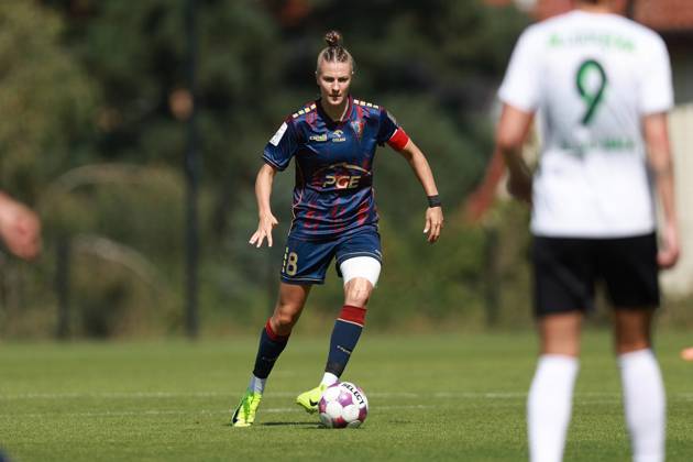SZCZECIN, 24.08.2025 MECZ EKSTRALIGI KOBIET W PILCE NOZNEJ -- WOMENS EKSTRALIGA MATCH POGON SZCZECIN - REKORD BIELSKO-BIALA NZ WERONIKA SZYMASZEK FOT. KRZYSZTOF CICHOMSKI NEWSPIX.PL --- newspix.pl