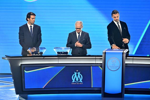 Kaka, Giorgio Marchetti, le secrétaire général de l UEFA, et Zlatan Ibrahimovic durant le tirage au sort de la phase de ligue de la Champions League 2025 - 2026, au Grimaldi Forum à Monaco, le 28 août 2025 Bruno Bebert Bestimage Draw for the group stage of the 2025–2026 UEFA Champions League at the Grimaldi Forum in Monaco on august 28th 2025 Monaco Monaco Copyright: xBrunoxBebertx xBestimagexBrunoxBebertx xBestimagex