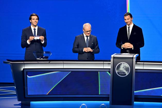 Kaka, Giorgio Marchetti, le secrétaire général de l UEFA, et Zlatan Ibrahimovic durant le tirage au sort de la phase de ligue de la Champions League 2025 - 2026, au Grimaldi Forum à Monaco, le 28 août 2025 Bruno Bebert Bestimage Draw for the group stage of the 2025–2026 UEFA Champions League at the Grimaldi Forum in Monaco on august 28th 2025 Monaco Monaco Copyright: xBrunoxBebertx xBestimagexBrunoxBebertx xBestimagex