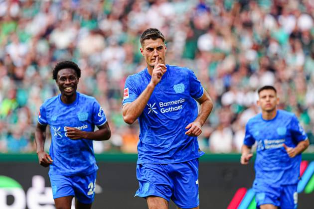 Sport Bilder des Tages Torjubel nach Tor zum 1:3 per Elfmeter Strafstoss Patrik Schick (Bayer 04 Leverkusen, 14) GER, SV Werder Bremen vs. Bayer 04 Leverkusen, Fussball, Bundesliga, Spieltag 2, Spielzeit 2025 2026, 30.08.2025 DFL REGULATIONS PROHIBIT ANY USE OF PHOTOGRAPHS AS IMAGE SEQUENCES AND OR QUASI-VIDEO GER, SV Werder Bremen vs. Bayer 04 Leverkusen, Fussball, Bundesliga, Spieltag 2, Spielzeit 2025 2026, 30.08.2025 Bremen Copyright: xEibner-Pressefoto MarcelxvonxFehrnx EP_MFN