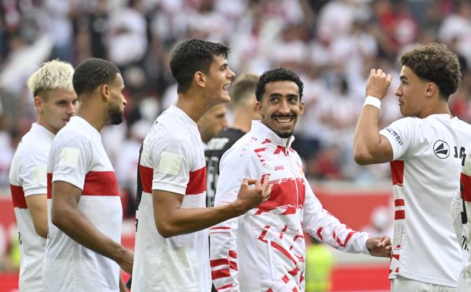 nach Spielende: Schlussjubel, Freude, Glueck, Jubel Jose Maria Chema Andres Baixauli VfB Stuttgart (30) Barreiros de Melo Tomas Tiago VfB Stuttgart (08) VfB Stuttgart vs Borussia Moenchengladbach BMG 30.08.2025 DFL REGULATIONS PROHIBIT ANY USE OF PHOTOGRAPHS AS IMAGE SEQUENCES AND OR QUASI-VIDEO VfB Stuttgart vs Borussia Moenchengladbach BMG