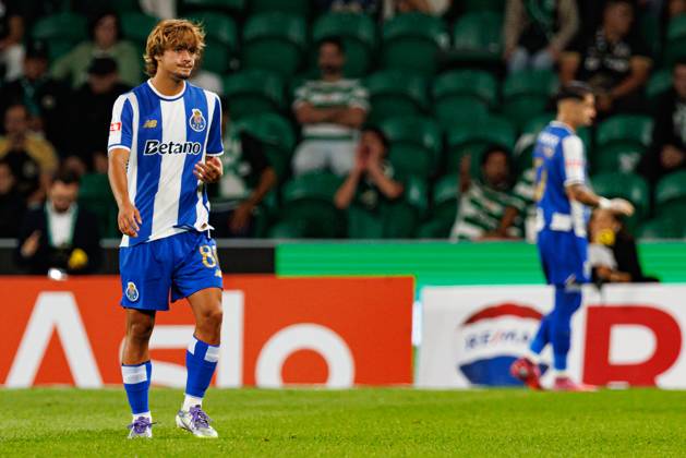 Rodrigo Mora seen during Liga Portugal game between teams of Sporting CP and FC Porto (Maciej Rogowski Ball Raw Images) Lisbon Estadio Jose Alvalade Portugal Copyright: xMaciejxRogowskix scpfcp2526-258