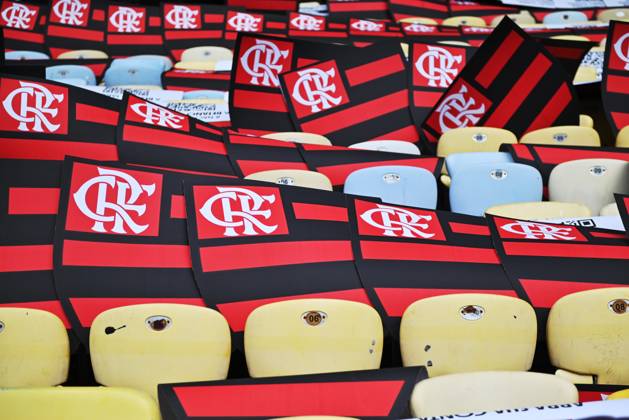 Flamengo x Gremio RIO DE JANEIRO, RJ - 31.08.2025: FLAMENGO X GREMIO - Preparations for the mosaic during Flamengo x Gremio held at the Maracana Stadium, for the 22nd round of the 2025 Brazilian Championship, on the afternoon of this Sunday (31), in Rio de Janeiro, RJ (Photo: Celso Pupo Fotoarena) x2797610x CelsoxPupo