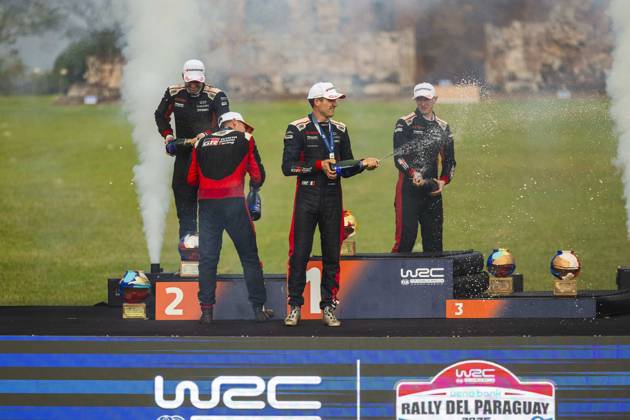 AUTO - WRC, Motorsport Rallye, WM - RALLY DEL PARAGUAY 2025 OGIER Sebastien, Toyota GR Yaris Rally1, portrait, EVANS Elfyn, Toyota GR Yaris Rally1, portrait, NEUVILLE Thierry, Hyundai I20 Rally1, portrait, podium, portrait during the 2025 Rally del Paraguay, 10th round of the 2025 WRC World Rally Car Championship, from August 28 to 31, 2025 at Encarnacion, Itapua, Paraguay - EncarnacionParaguay Copyright: xNikosxKatikisx