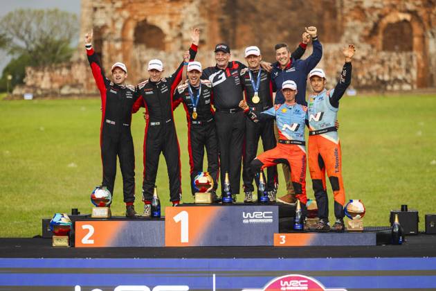 AUTO - WRC, Motorsport Rallye, WM - RALLY DEL PARAGUAY 2025 OGIER Sebastien, Toyota GR Yaris Rally1, portrait, EVANS Elfyn, Toyota GR Yaris Rally1, portrait, NEUVILLE Thierry, Hyundai I20 Rally1, portrait, podium, portrait during the 2025 Rally del Paraguay, 10th round of the 2025 WRC World Rally Car Championship, from August 28 to 31, 2025 at Encarnacion, Itapua, Paraguay - EncarnacionParaguay Copyright: xNikosxKatikisx
