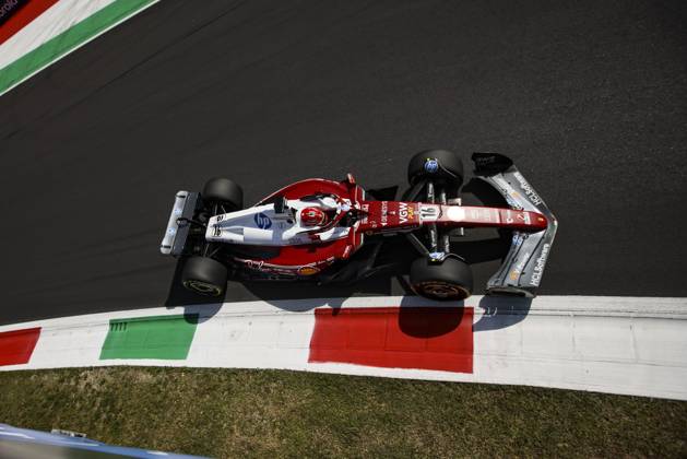F1 - ITALIAN GRAND PRIX 2025 16 LECLERC Charles (mco), Scuderia Ferrari SF-25, action during the 2025 Formula 1 Pirelli Grand Premio d™Italia, 2025 Italian Grand Prix, 16th round of the 2025 FIA Formula One World Championship, WM, Weltmeisterschaft from September 5 to 7, 2025 on the Autodromo Nazionale Monza, in Monza, Italy - MonzaItaly Copyright: xXavixBonillax