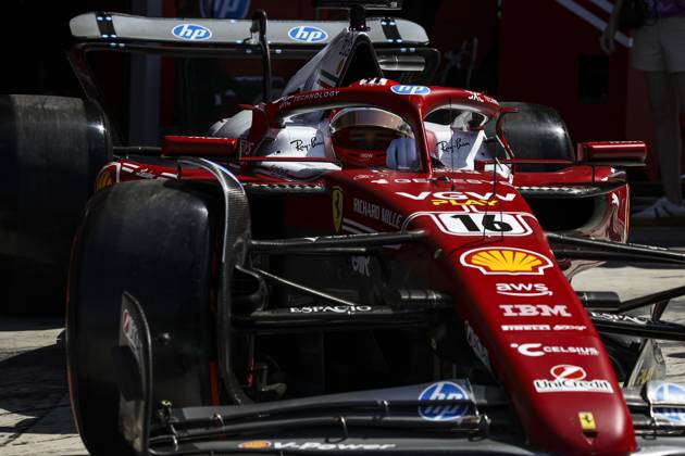 F1 - ITALIAN GRAND PRIX 2025 16 LECLERC Charles (mco), Scuderia Ferrari SF-25, action during the 2025 Formula 1 Pirelli Grand Premio d™Italia, 2025 Italian Grand Prix, 16th round of the 2025 FIA Formula One World Championship, WM, Weltmeisterschaft from September 5 to 7, 2025 on the Autodromo Nazionale Monza, in Monza, Italy - MonzaItaly Copyright: xXavixBonillax