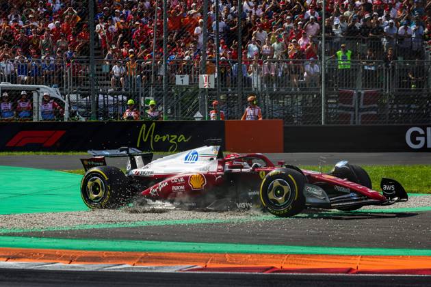 F1 - ITALIAN GRAND PRIX 2025 16 LECLERC Charles (mco), Scuderia Ferrari SF-25, action off track limit during the 2025 Formula 1 Pirelli Grand Premio d™Italia, 2025 Italian Grand Prix, 16th round of the 2025 FIA Formula One World Championship, WM, Weltmeisterschaft from September 5 to 7, 2025 on the Autodromo Nazionale Monza, in Monza, Italy - MonzaItaly Copyright: xFLORENTxGOODENx