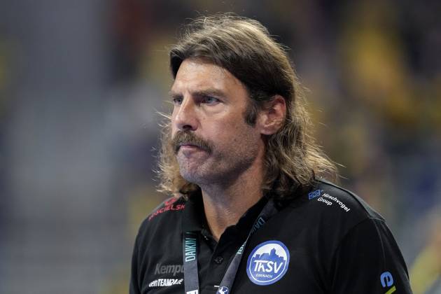Sebastian Hinze (Trainer, Cheftrainer, ThSV), Einzelbild, Einzelfoto, Aktion, Action, 13.09.2025, Mannheim (Deutschland), Handball, Bundesliga, Rhein-Neckar Löwen - ThSV Eisenach