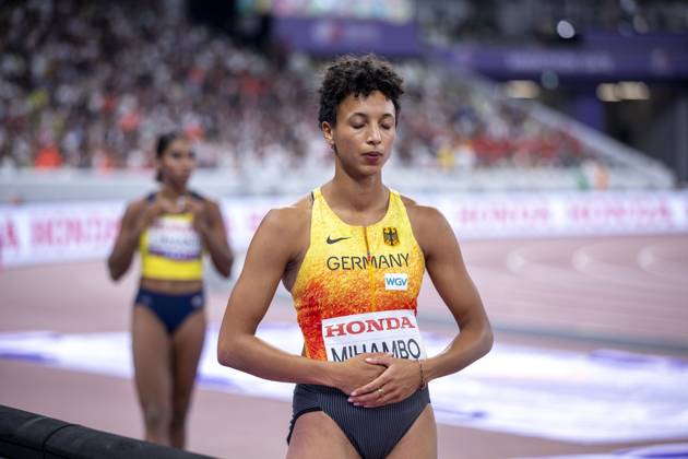 Day 2 - World Athletics Championships Tokyo 2025 Malaika Mihambo of Team Germany looks on during the Woman s Long Jump Final on day two of the World Athletics Championships Tokyo 2025 at National Stadium on September 14, 2025 in Tokyo, Japan Tokyo Japan Copyright: xAndrzejxIwanczukx originalFilename:iwanczuk-day2worl250915_npTvs