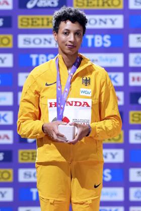 MIHAMBO Malaika Team GER 2.Platz 2.TAG Siegerehrung Weitsprung der Frauen Leichtathletik Weltmeisterschaften 2025 in Tokyo Tokyo am 15.09.2023 Copyright: xLacixPerenyix