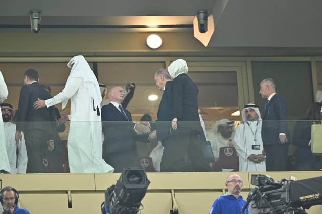 Argentina v France: FIFA World Cup, WM, Weltmeisterschaft, Fussball 2022 Final LUSAIL CITY, QATAR - DECEMBER 18: Turkish President Recep Tayyip Erdogan shakes hands with Gianni Infantino, President of FIFA after he arrived at the Lusail Stadium prior the FIFA World Cup Qatar 2022 Final match between Argentina and France on December 18, 2022 in Lusail City, Qatar. Doha Qatar. Editorial use only. Please get in touch for any other usage. Copyright: x2025xAnadoluxMustafaxYalcınx
