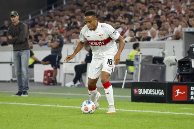 Jamie Leweling (VfB Stuttgart, 18) am Ball , Deutschland, Fussball, 1. Bundesliga, 4.Spieltag, 2025 2026, VfB Stuttgart vs. FC St. Pauli, 19.09.2025, MHP Arena, Stuttgart, Deutschland Stuttgart MHP Arena Baden-Württemberg Deutschland Copyright: xGrantxHubbsx
