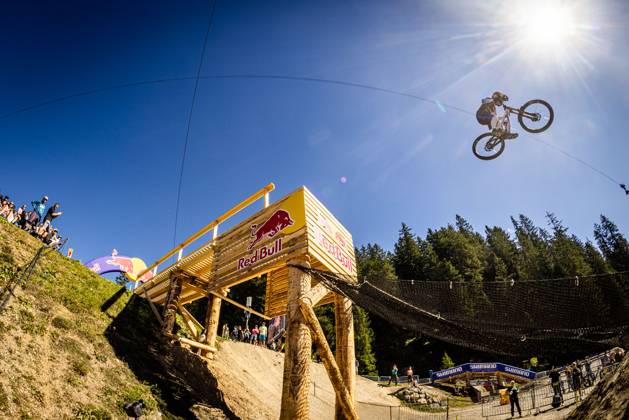 Whoop UCI Mountainbikeworldcup Downhill Lenzerheide SEAGRAVE Tahnee ORBEA FMD RACINGat Whoop UCI Mountainbikeworldcup Downhill Lenzerheide, 20.09.2025,in Lenzerheide,SUI Foto: Sebastian Sternemannat Whoop UCI Mountainbikeworldcup Downhill Lenzerheide, 20.09.2025,in Lenzerheide,SUI Foto: Sebastian Sternemann