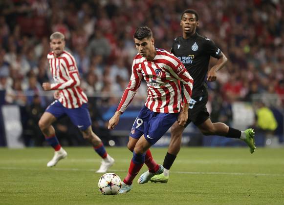 Atletico Madrid v Club Brugge - UEFA Champions League MADRID, SPAIN - OCTOBER 12: Alvaro Morata (C) of Atletico Madrid in action during the UEFA Champions League Group B football match between Atletico Madrid and Club Brugge at Civitas Metropolitano Stadium in Madrid, Spain on October 12, 2022. Madrid Spain. Editorial use only. Please get in touch for any other usage.  Copyright: x2025xAnadoluxBurakxAkbulutx