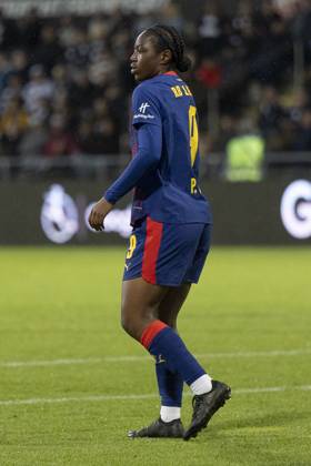 Google Pixel Frauen Bundesliga: Eintracht Frankfurt - RB Leipzig, 22.09.2025 Persis Oteng (RB Leipzig 9), Eintracht Frankfurt - RB Leipzig, Frankfurt, Stadion am Brentanobad, 22.9.2025 Copyright: xBEAUTIFULxSPORTS Gawlikx
