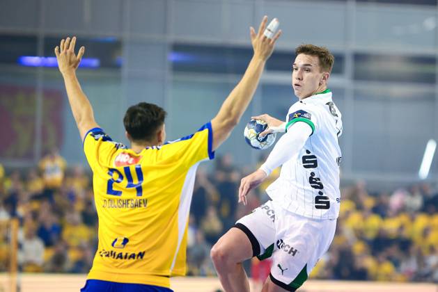 2025.09.25 Kielce Pilka reczna , Liga Mistrzow EHF , sezon 2025 26 Industria Kielce - Fuechse Berlin N z Daniel Dujszebajew Dujshebaev Dovichebaeva, Lasse Bredekjaer Andersson Foto Tomasz Fafara PressFocus 2025.09.25 Kielce Handball , EHF Champions League , 2025 2026 season Industria Kielce - Fuechse Berlin Daniel Dujszebajew Dujshebaev Dovichebaeva, Lasse Bredekjaer Andersson Credit: Tomasz Fafara PressFocus NEWSPIX.PL --- newspix.pl