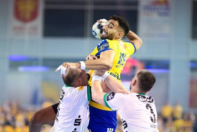 2025.09.25 Kielce Pilka reczna , Liga Mistrzow EHF , sezon 2025 26 Industria Kielce - Fuechse Berlin N z Hassan Kaddah Foto Tomasz Fafara PressFocus 2025.09.25 Kielce Handball , EHF Champions League , 2025 2026 season Industria Kielce - Fuechse Berlin Hassan Kaddah Credit: Tomasz Fafara PressFocus NEWSPIX.PL --- newspix.pl