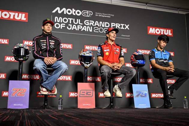 MOTO - MOTO GP - GRAND PRIX OF JAPAN 2025 MARQUEZ Marc (spa), Ducati Lenovo Team, Ducati Desmosedici GP25, portrait with BEZECCHI Marco (ita), Aprilia Racing Team Gresini, Aprilia RS-GP 2025 and OGURA Ai (jap), Trackhouse Racing, Aprilia RS-GP 2024 during the 2025 MotoGP Motul Grand Prix of Japan on the Twin Ring Motegi Circuit from September 26 to 28, At Motegi, Japan - MotegiJapan Copyright: xGIGIxSOLDANOx