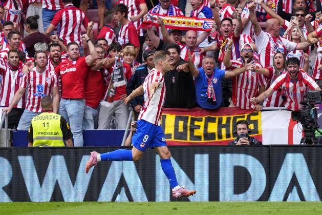 ESP: Atletico de Madrid - Real Madrid CF La Liga EA Sports. Date 7 Alexander Sorloth of Atletico de Madrid celebrates after scoring goal during the La Liga EA Sports match between Atletico de Madrid and Real Madrid CF played at Riyadh Metropolitano Stadium on September 27, 2025 in Madrid. kpng Copyright: xCesarxCebollax xPRESSINx PS_240927_ATM_RMA_2526_279