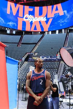 September 29, 2025, Inglewood, California, USA: Kawhi Leonard 2 during the Los Angeles Clippers Media Day on Monday September 29, 2025 at Crypto.com Arena in Inglewood, California. ARIANA RUIZ PI Inglewood USA - ZUMAp124 20250929_zaa_p124_021 Copyright: xArianaxRuizx