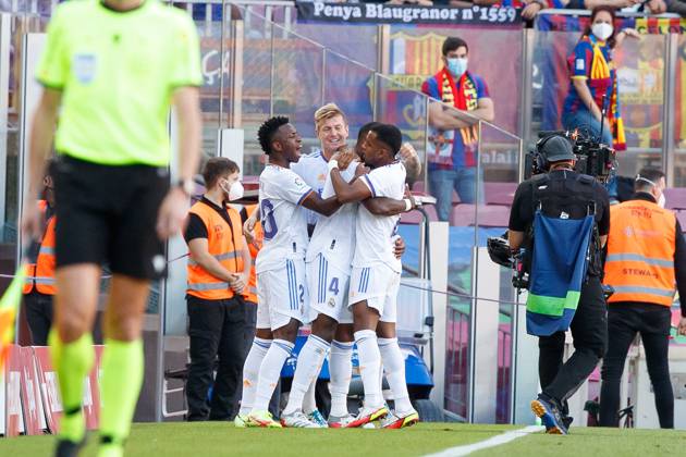FC Barcelona, Barca v Real Madrid CF - La Liga Santander BARCELONA, SPAIN - OCTOBER 24: Players of Real Madrid celebrates a goal during the La Liga match between FC Barcelona and Real Madrid at Camp Nou in Barcelona on October 24, 2021 Catalonia Spain. Editorial use only. Please get in touch for any other usage. Copyright: x2025xAnadoluxAdriaxPuigx