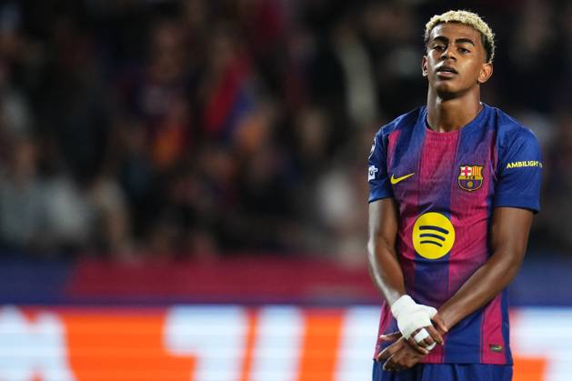 ESP: FC Barcelona, Barca v Paris Saint Germain. UEFA Champions League. Matchday 2. Lamine Yamal of FC Barcelona during the UEFA Champions League match, between FC Barcelona and Paris Saint Germain PSG, Lluis Companys Stadium on October 1, 2025 in Barcelona, Spain. kpng Copyright: xBaguxBlancox xPRESSINx PS_251001_BAR_PSG_2526_1212