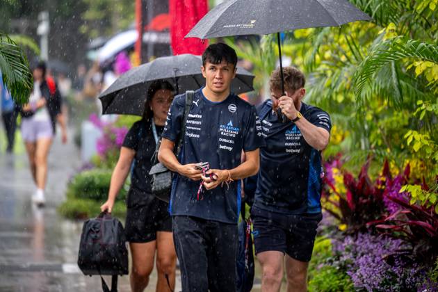 MARINA BAY, SINGAPORE: Alex Albon, racing for the Williams Racing team during the 2025 Formula 1 Singapore Grand Prix at the Marina Bay Street Circuit in Marina Bay, Singapore