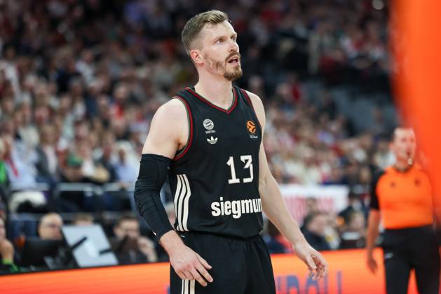 Andreas Obst (FC Bayern Basketball, 13, GER, FC Bayern Basketball vs. Crvena Zvezda Meridianbet (Roter Stern) Belgrad, Basketball, Euroleague, 2. Spieltag, Saison 2025 2026, 02.10.2025, GER, FC Bayern Basketball vs. Crvena Zvezda Meridianbet (Roter Stern) Belgrad, Basketball, Euroleague, 2. Spieltag, Saison 2025 2026, 02.10.2025 Muenchen Copyright: xEibner-Pressefoto JennixMaulx EP_JML