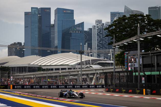 F1 - SINGAPORE GRAND PRIX 2025 23 ALBON Alexander (tha), Williams Racing FW47, action during the 2025 Formula 1 Singapore Grand Prix, 18th round of the 2025 FIA Formula One World Championship, WM, Weltmeisterschaft from October 3 to 5, 2025 on the Marina Bay Street Circuit, in Singapore - SingaporeSingapore Copyright: xDPPIx
