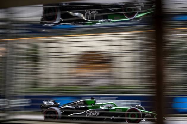 MARINA BAY, SINGAPORE: Nico Hulkenberg, racing for the Stake F1 Team team during the 2025 Formula 1 Singapore Grand Prix at the Marina Bay Street Circuit in Marina Bay, Singapore