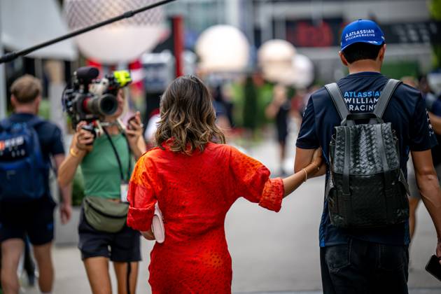 MARINA BAY, SINGAPORE: Alex Albon, racing for the Williams Racing team during the 2025 Formula 1 Singapore Grand Prix at the Marina Bay Street Circuit in Marina Bay, Singapore