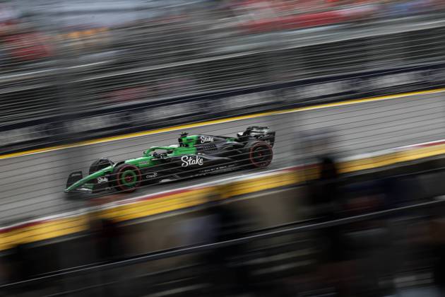 F1 - SINGAPORE GRAND PRIX 2025 27 HULKENBERG Nico (ger), Stake F1 Team Kick C45, action during the 2025 Formula 1 Singapore Grand Prix, 18th round of the 2025 FIA Formula One World Championship, WM, Weltmeisterschaft from October 3 to 5, 2025 on the Marina Bay Street Circuit, in Singapore - SingaporeSingapore Copyright: xDPPIx