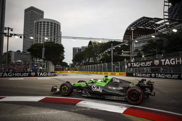 F1 - SINGAPORE GRAND PRIX 2025 05 BORTOLETO Gabriel (bra), Stake F1 Team Kick C45, action during the 2025 Formula 1 Singapore Grand Prix, 18th round of the 2025 FIA Formula One World Championship, WM, Weltmeisterschaft from October 3 to 5, 2025 on the Marina Bay Street Circuit, in Singapore - SingaporeSingapore Copyright: xXavixBonillax