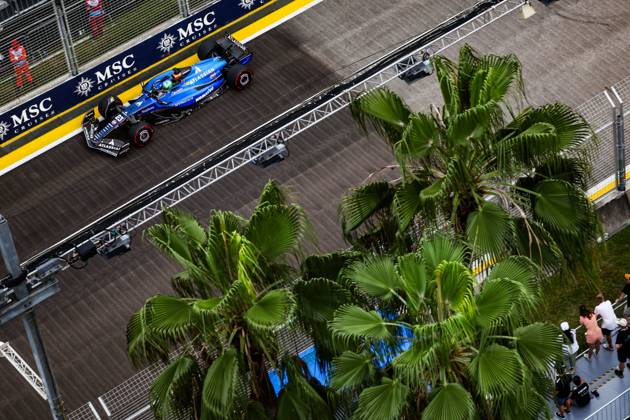 F1 - SINGAPORE GRAND PRIX 2025 23 ALBON Alexander (tha), Williams Racing FW47, action during the 2025 Formula 1 Singapore Grand Prix, 18th round of the 2025 FIA Formula One World Championship, WM, Weltmeisterschaft from October 3 to 5, 2025 on the Marina Bay Street Circuit, in Singapore - SingaporeSingapore Copyright: xFLORENTxGOODENx