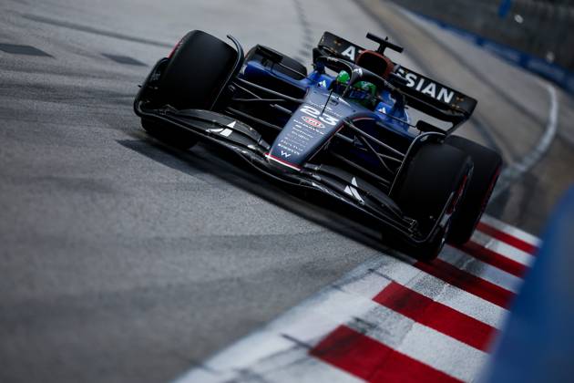 F1 - SINGAPORE GRAND PRIX 2025 23 ALBON Alexander (tha), Williams Racing FW47, action during the 2025 Formula 1 Singapore Grand Prix, 18th round of the 2025 FIA Formula One World Championship, WM, Weltmeisterschaft from October 3 to 5, 2025 on the Marina Bay Street Circuit, in Singapore - SingaporeSingapore Copyright: xEricxAlonsox